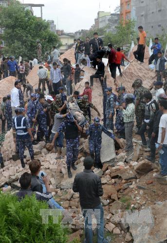 Động đất tại Nepal: Gần 1.500 người thiệt mạng, hàng nghìn người bị thương ảnh 3